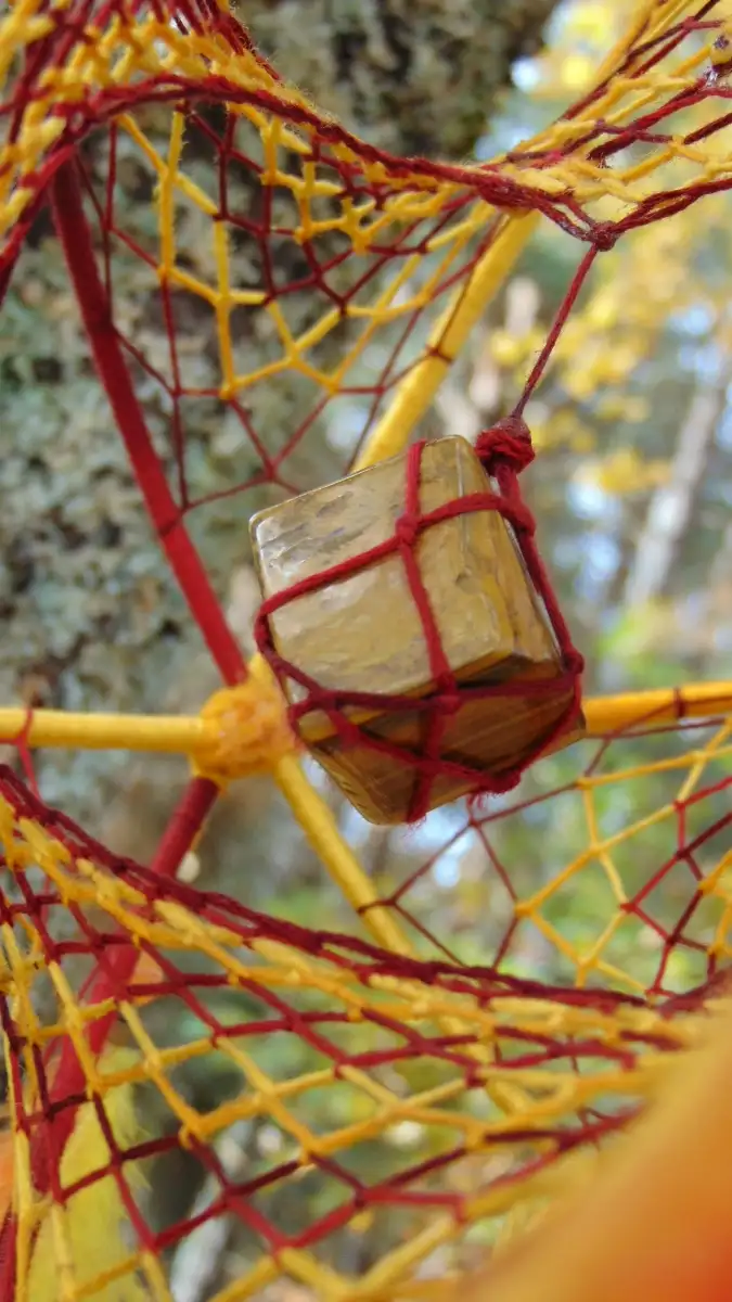Attrape-rêves 3D aux couleurs du feu – Œil du Tigre brut, Agate & Cornaline