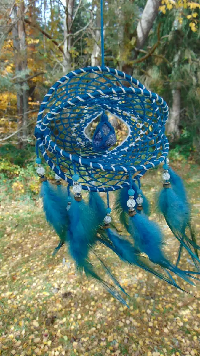 Attrape-rêves 3D bleu & blanc – Sodalite, Amazonite & Cristal de Roche