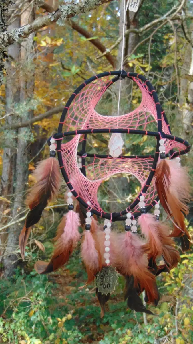 Grand Attrape-rêves 3D rose & noir - Sélénite, Pierre de lune & Quartz