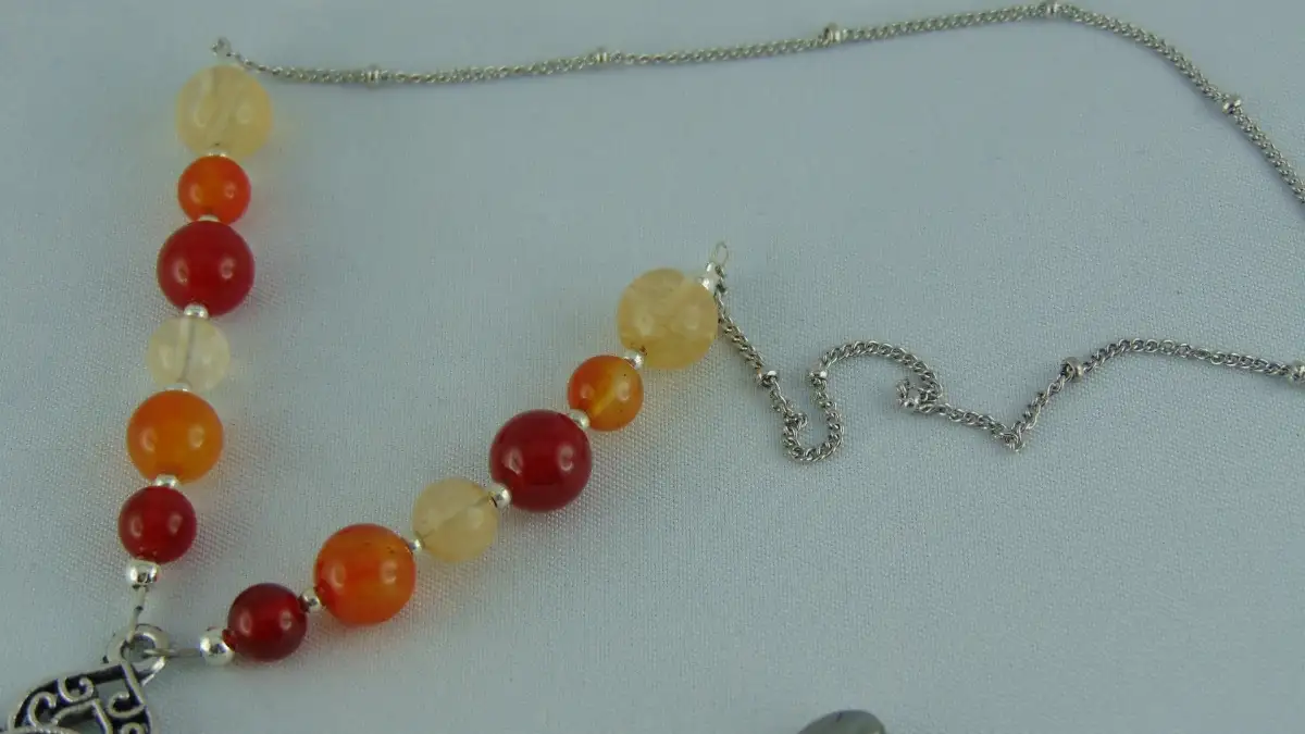 Collection de Colliers Aum