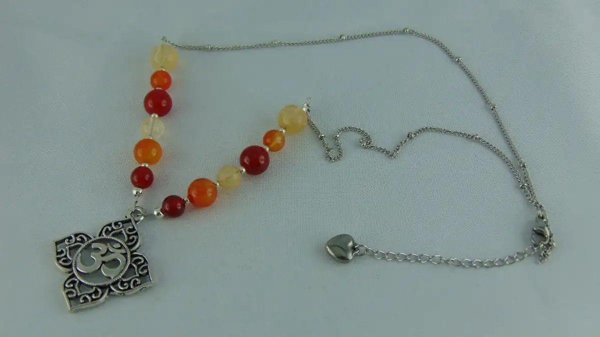 Collection de Colliers Aum