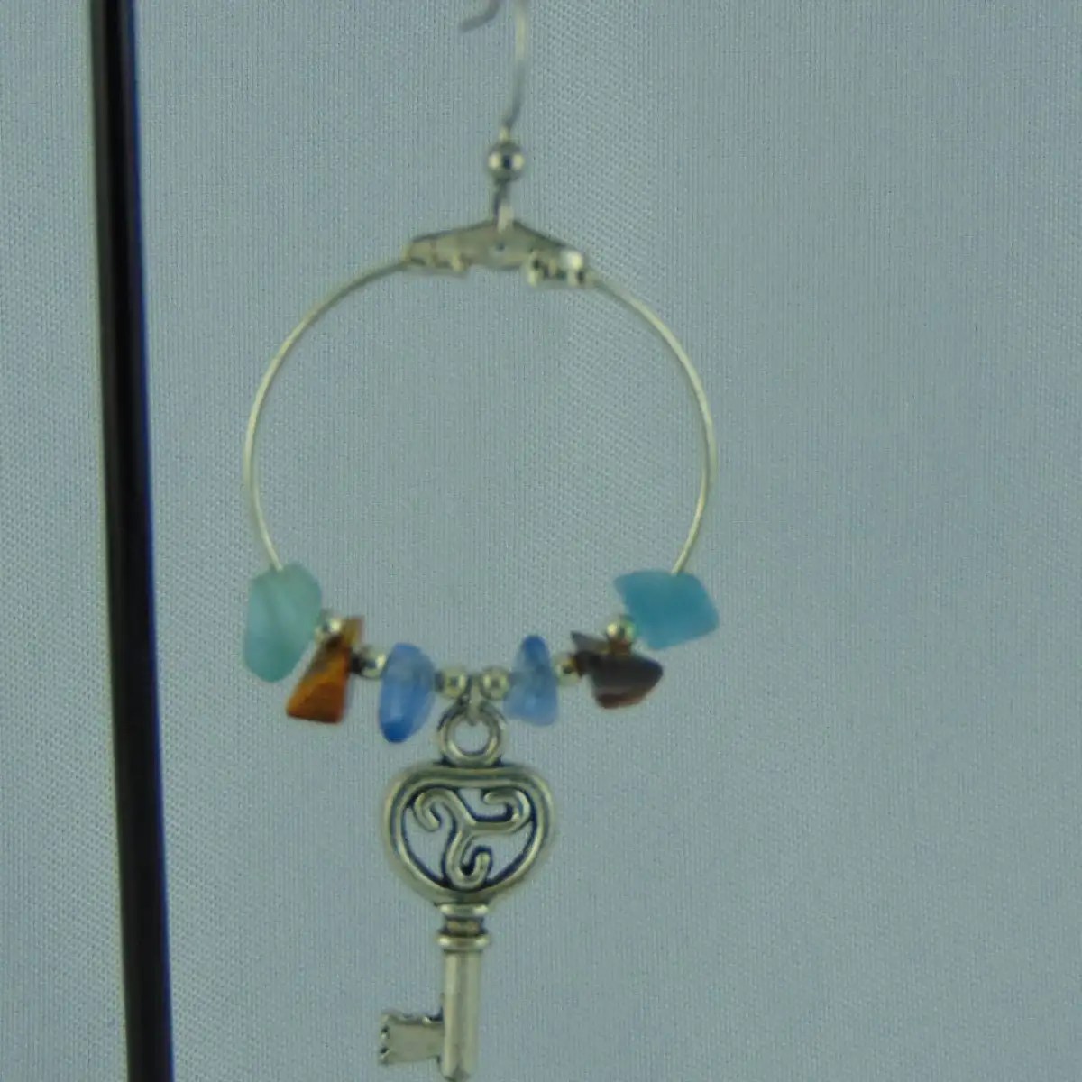 Collection de petites Créoles avec Pierres naturelles