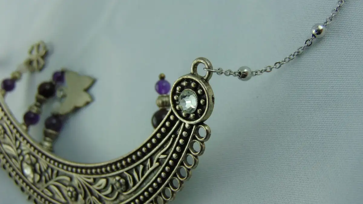 Collier imposant Papillon & Trèfle - Oeil du tigre rouge, Quartz & Améthyste