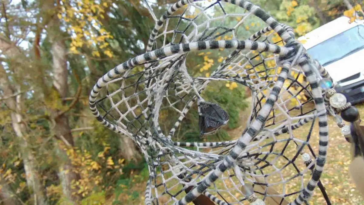 grand attrape-rêves 3D Onyx, noir blanc gris