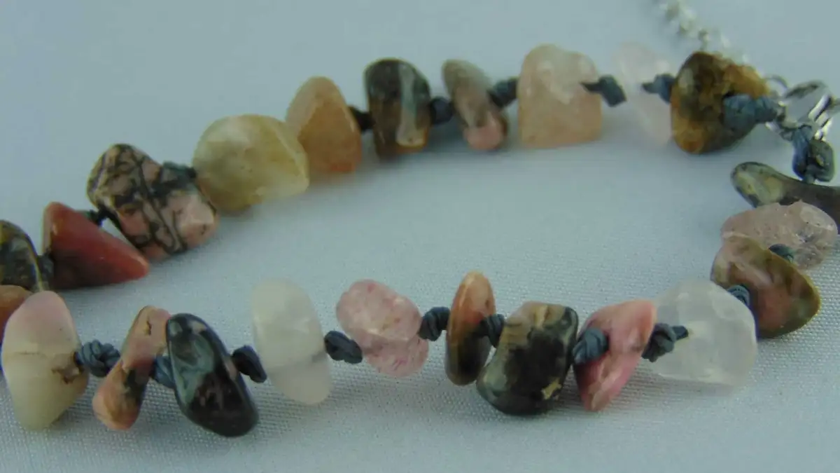 Bracelets ajustables en pierres naturelle et chaines en acier inoxydable